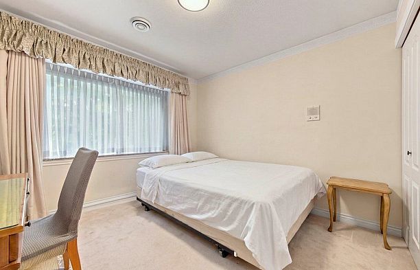 3262 W 12th Avenue Kitsilano
