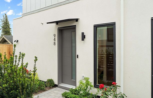 948 W 57th Avenue South Cambie