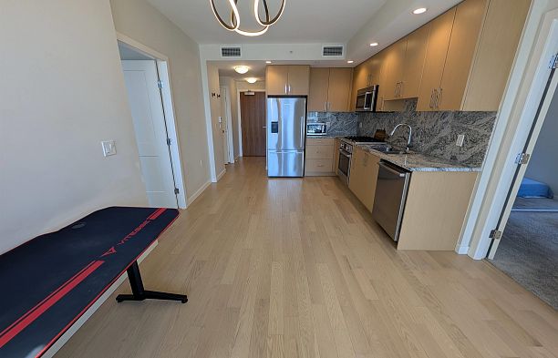 411 1708 Ontario Street Mount Pleasant VE