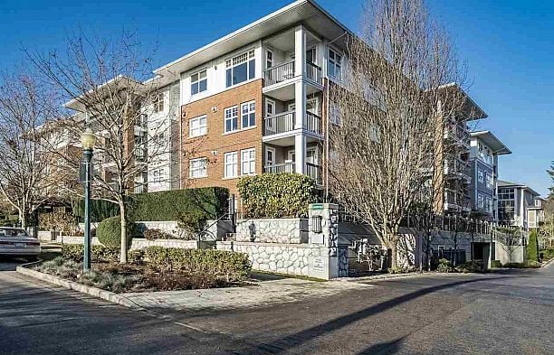 412 995 W 59th Avenue South Cambie