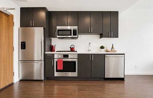 906 38 W 1st Avenue False Creek