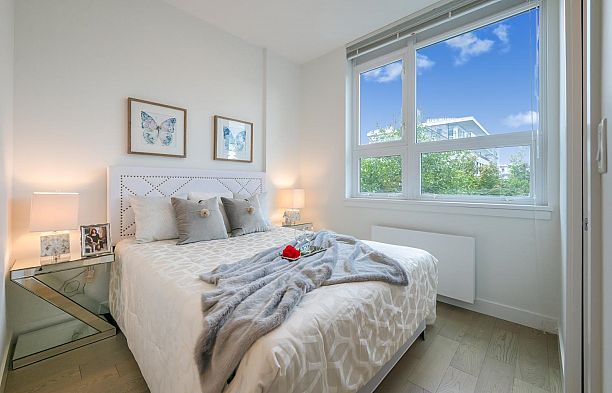 6739 Cambie Street South Cambie