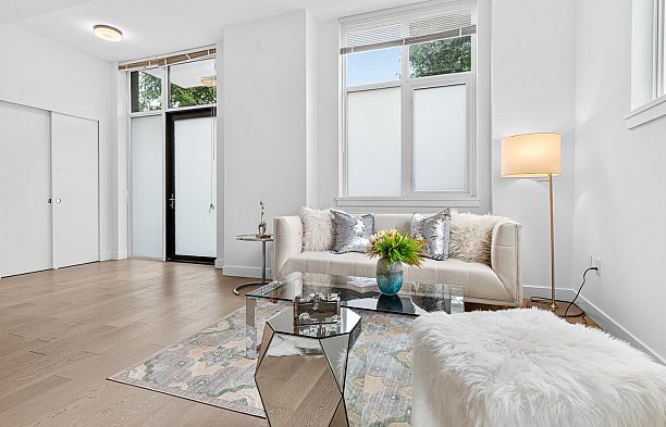 6739 Cambie Street South Cambie