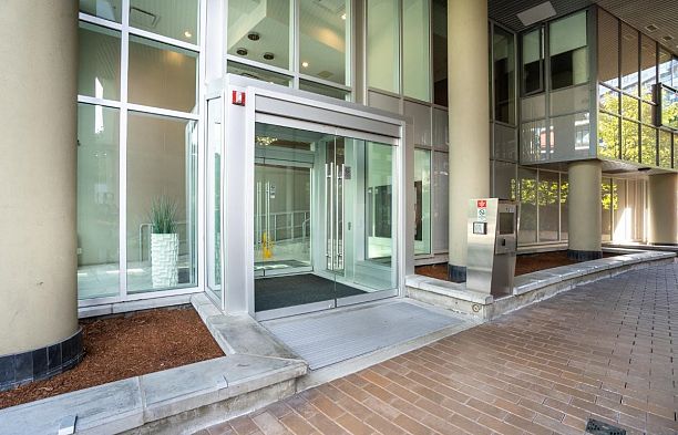 906 38 W 1st Avenue False Creek