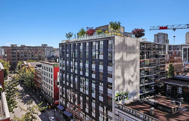 810 66 W Cordova Street Downtown VW