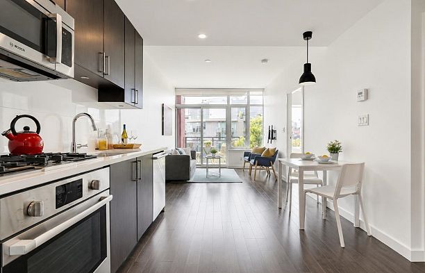 906 38 W 1st Avenue False Creek