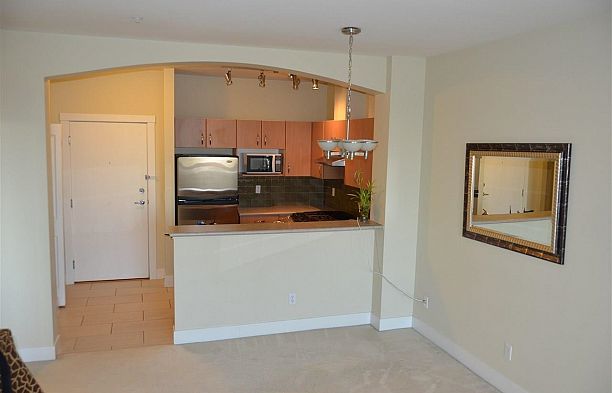 412 995 W 59th Avenue South Cambie