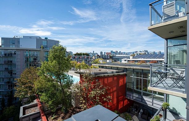 906 38 W 1st Avenue False Creek
