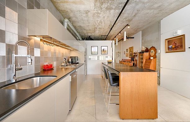 205 1529 W 6th Avenue False Creek