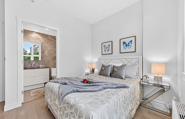 6739 Cambie Street South Cambie