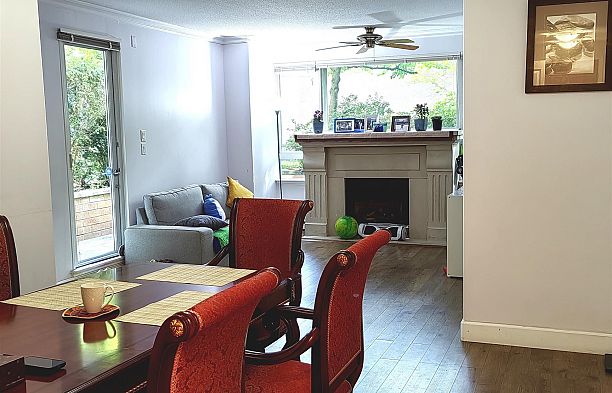 106 5770 Oak Street Oakridge VW