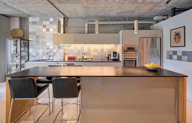 205 1529 W 6th Avenue False Creek