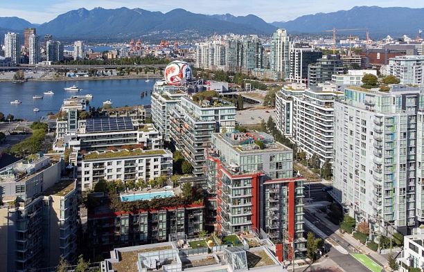 906 38 W 1st Avenue False Creek