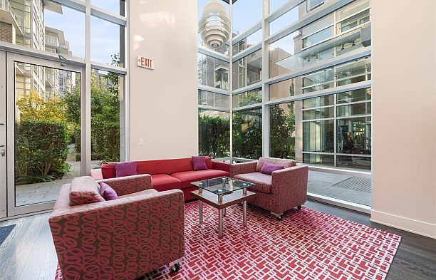 404 1616 Columbia Street False Creek