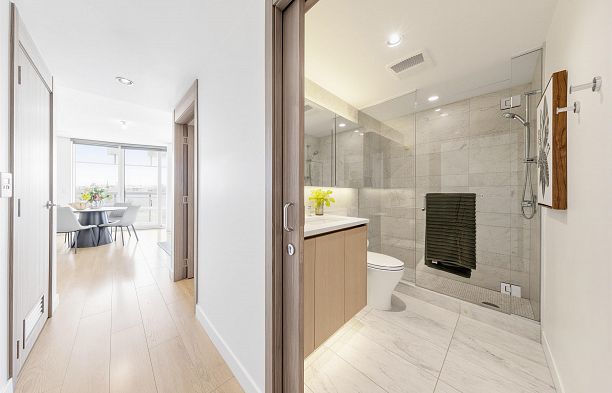 1785 87 Nelson Street Yaletown