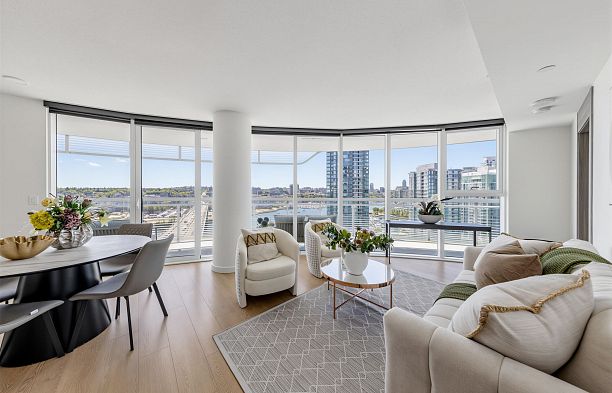 1785 87 Nelson Street Yaletown