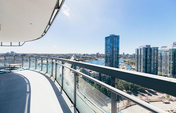 1785 87 Nelson Street Yaletown