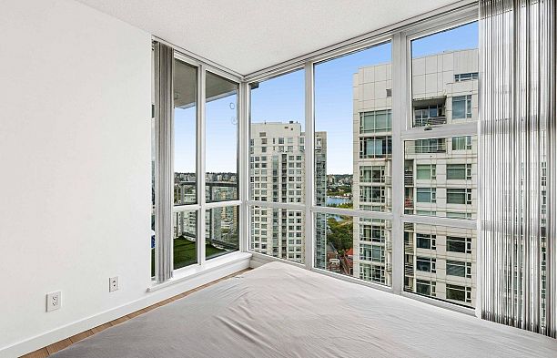3202 193 Aquarius Mews Yaletown