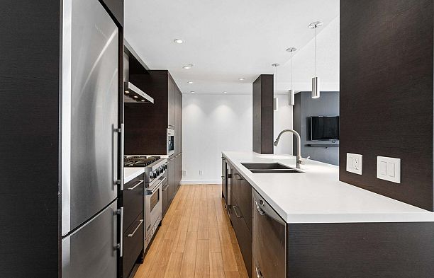3202 193 Aquarius Mews Yaletown
