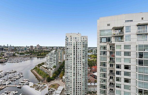 3202 193 Aquarius Mews Yaletown