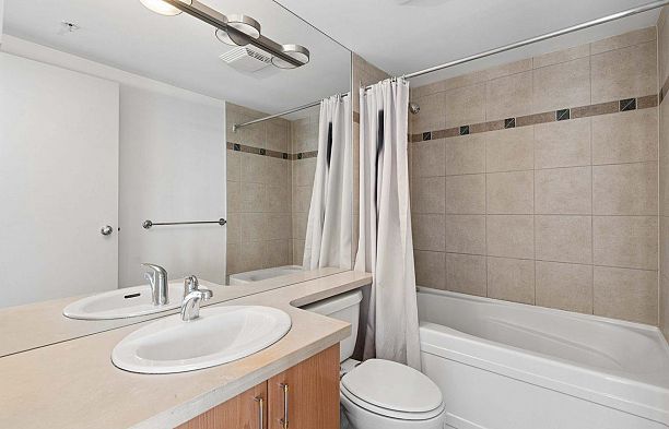 3202 193 Aquarius Mews Yaletown