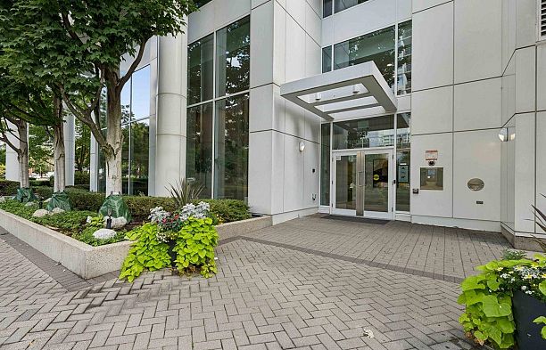 3202 193 Aquarius Mews Yaletown