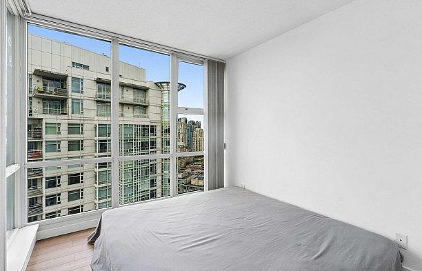3202 193 Aquarius Mews Yaletown