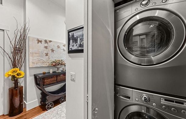 104 1811 W 16th Avenue Kitsilano