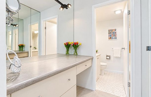 513 2101 Mcmullen Avenue Quilchena