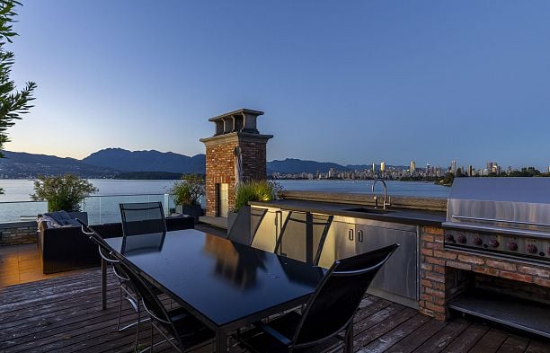 3305 Point Grey Road Kitsilano