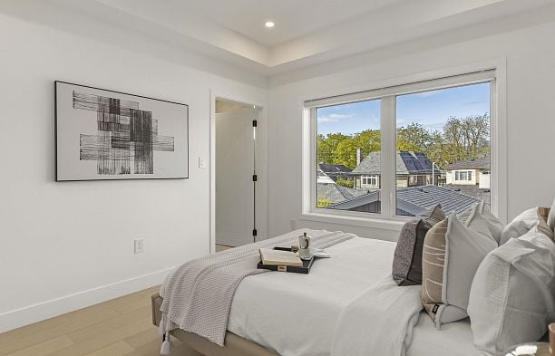2 3255 W 13th Avenue Kitsilano