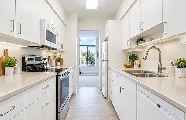 513 2101 Mcmullen Avenue Quilchena