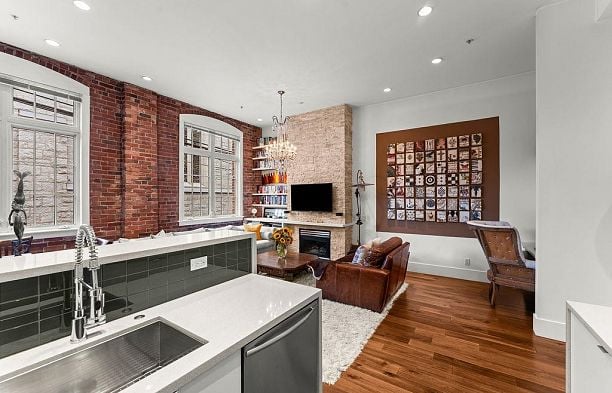 104 1811 W 16th Avenue Kitsilano