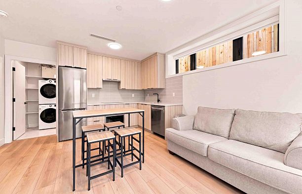 6408 Vine Street Kerrisdale