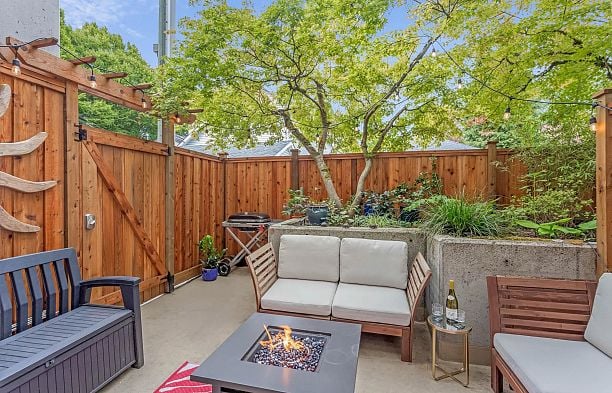 246 2565 W Broadway Street Kitsilano