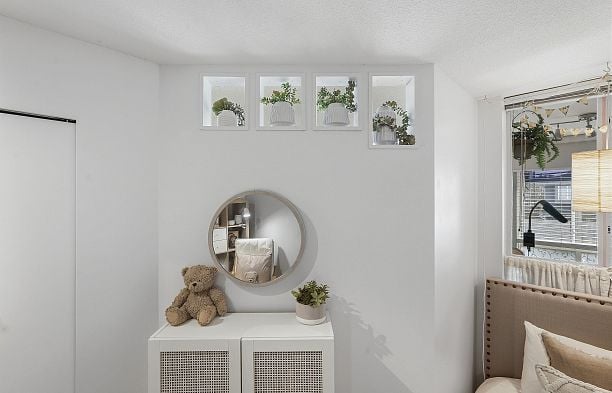 123 3440 W Broadway Kitsilano