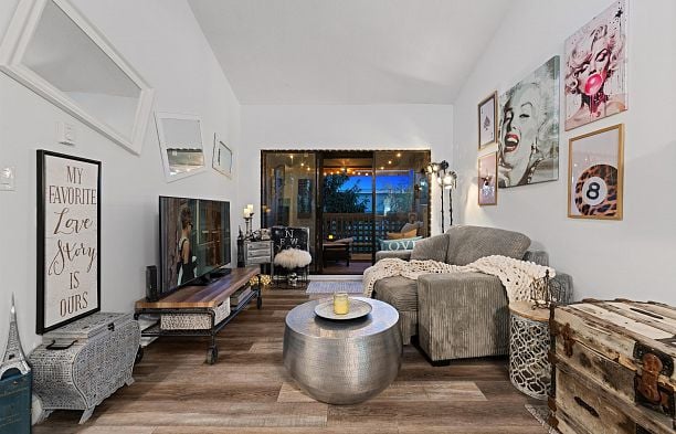 401 2173 W 6 Avenue Kitsilano