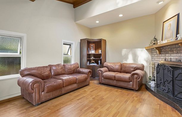 2929 W 24th Avenue Arbutus