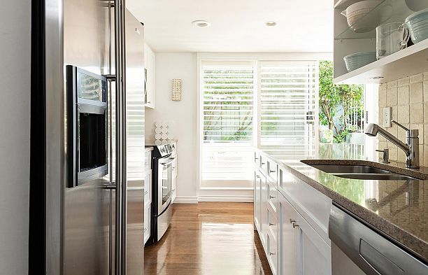 1 5939 Yew Street Kerrisdale