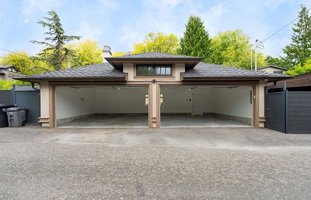 3282 W 34th Avenue MacKenzie Heights