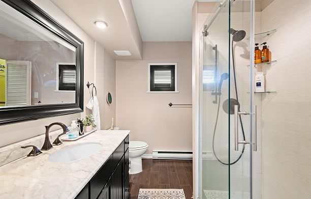 1554 W 65th Ave Avenue S.W. Marine