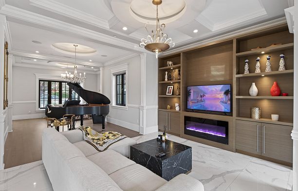 2168 W 22nd Avenue Arbutus