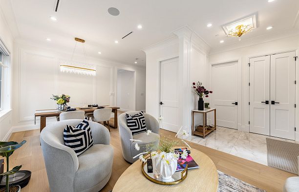 2755 W 38th Avenue Kerrisdale