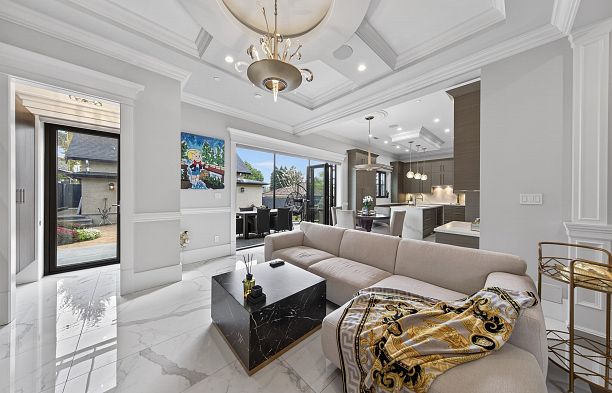 2168 W 22nd Avenue Arbutus
