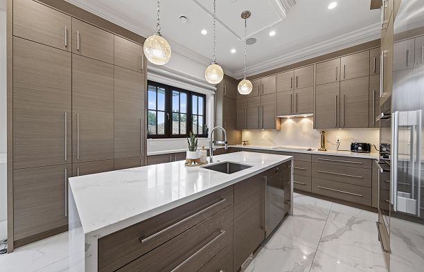 2168 W 22nd Avenue Arbutus