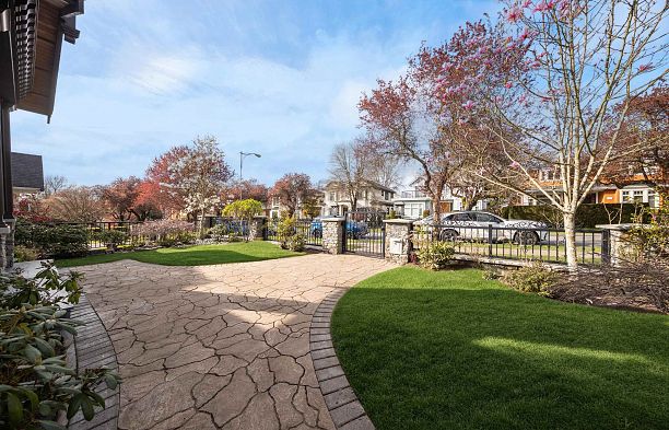 2168 W 22nd Avenue Arbutus