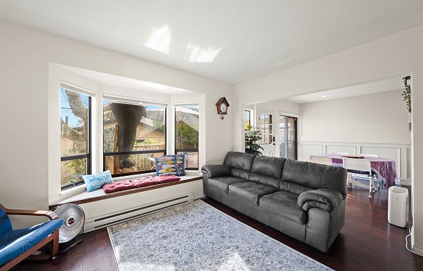 1554 W 65th Ave Avenue S.W. Marine