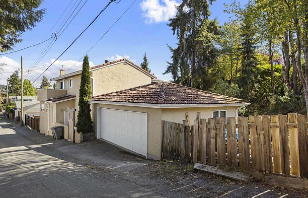 2929 W 24th Avenue Arbutus