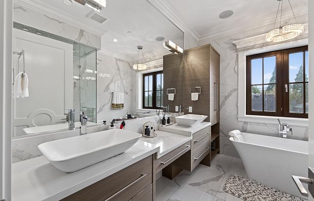 2168 W 22nd Avenue Arbutus