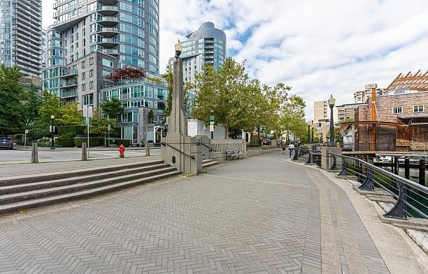 1113 1333 W Georgia Street Coal Harbour